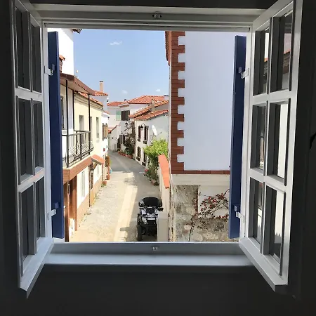 Eden In Teos * Siğacık