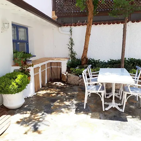 Eden In Teos Oda ve Kahvaltı Siğacık